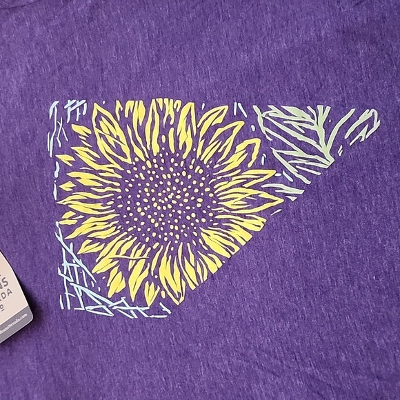 Home Means Nevada Co. - Purple Sunflower t-shirt 💜 Women's Size Medium - New - Picture 6 of 13